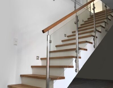 Habillage bois d'escalier pour rénovation